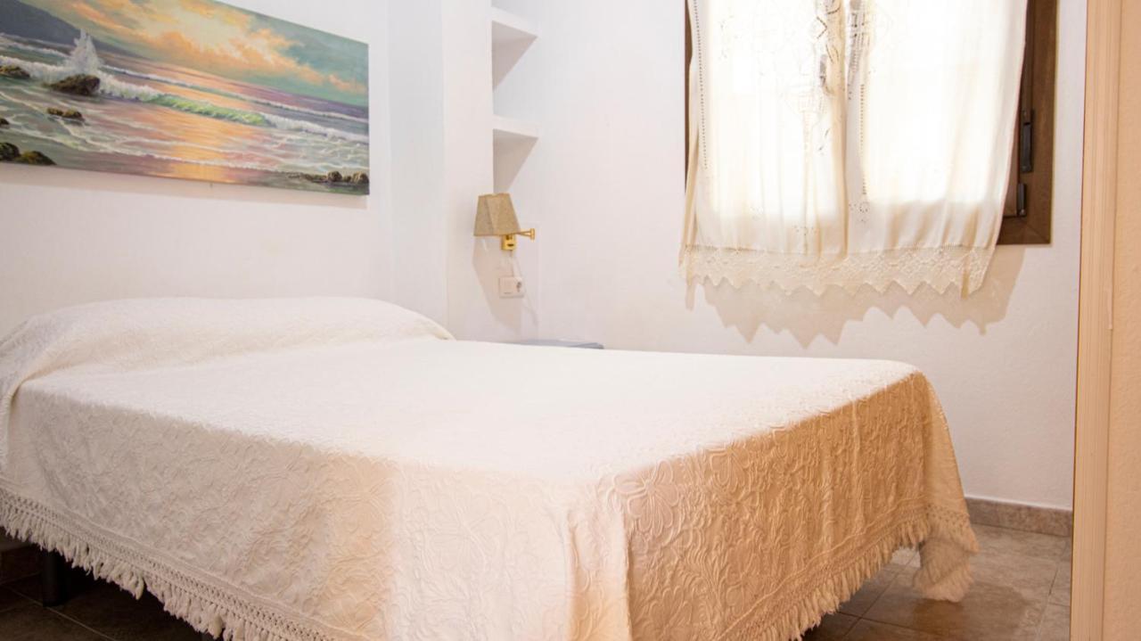 Apartamentos Turisticos Trajano Bolonia Ngoại thất bức ảnh