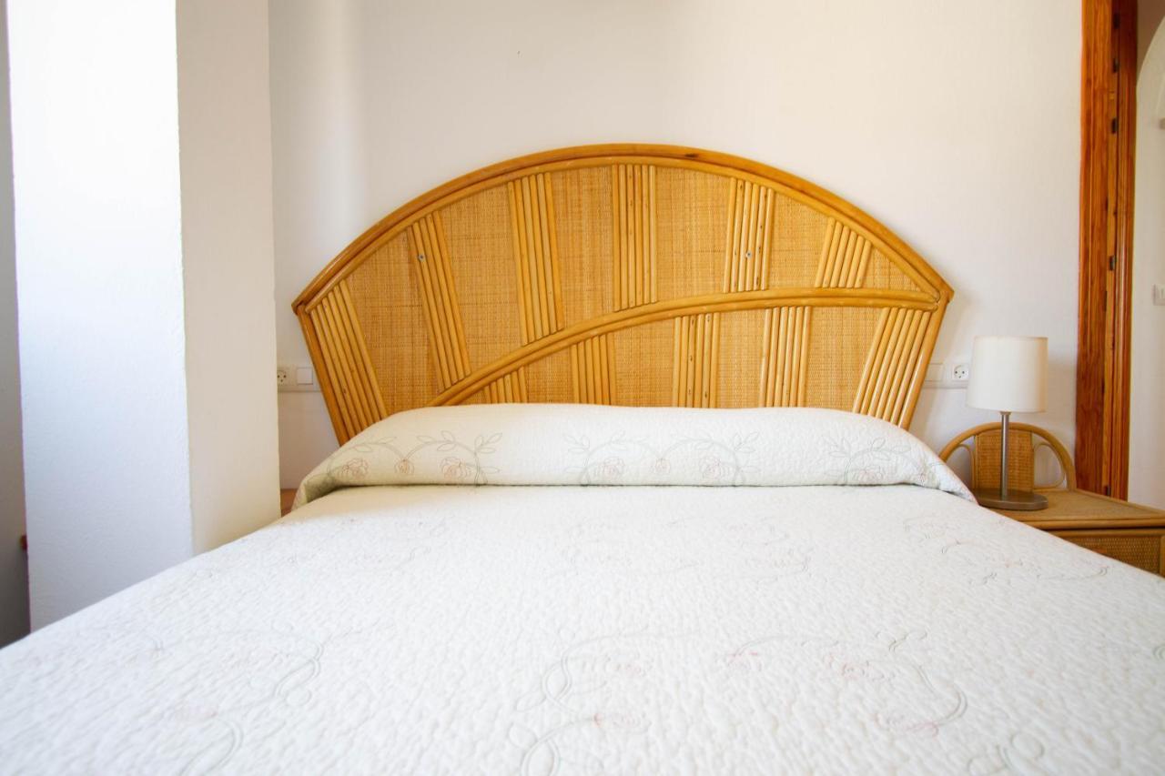 Apartamentos Turisticos Trajano Bolonia Ngoại thất bức ảnh