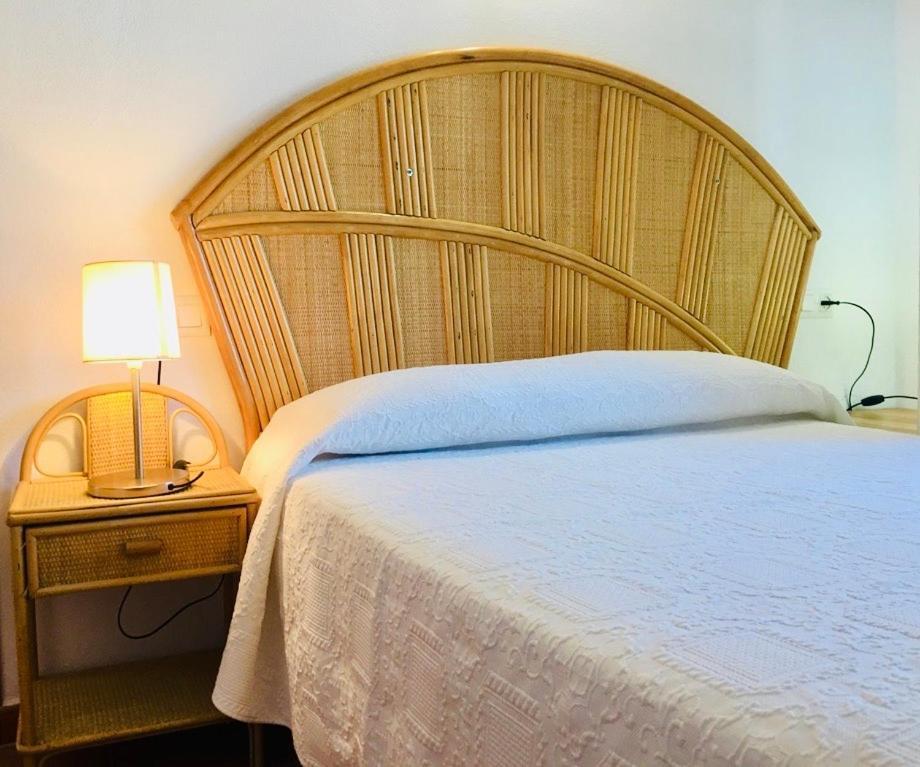 Apartamentos Turisticos Trajano Bolonia Ngoại thất bức ảnh