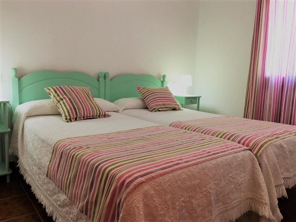 Apartamentos Turisticos Trajano Bolonia Ngoại thất bức ảnh